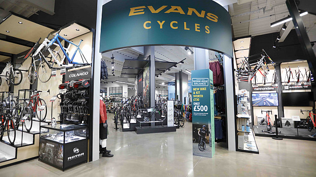 evans cycles outlet