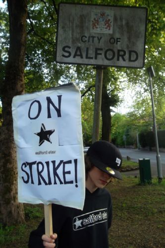 Salford-Star-On-Strike_0