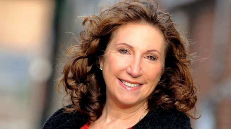 Kay Mellor